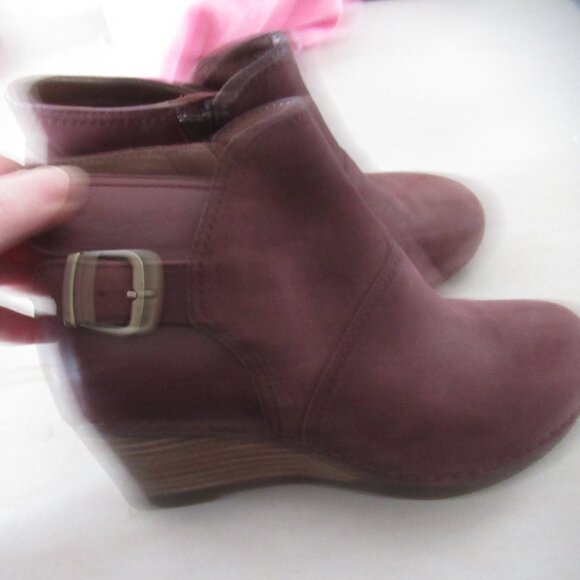 Dansko Shirley wedge ankle bootie maroon leather women’s 38 7.5 comfort shoes - Picture 3 of 10